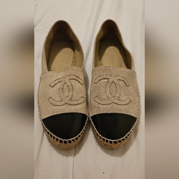 CC Denim Toile Chanel Espadrilles - Picture 3 of 13